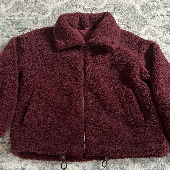 Lululemon Cinchable Fleece Zip-Up in Red Merlot - Picture 3 of 9